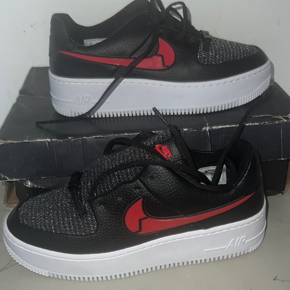 Brand new pair of Air Force one low cut valentine editon size 8
